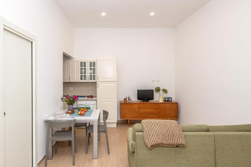 Appartamento Liberty House, In Stile Retro! Milano Esterno foto