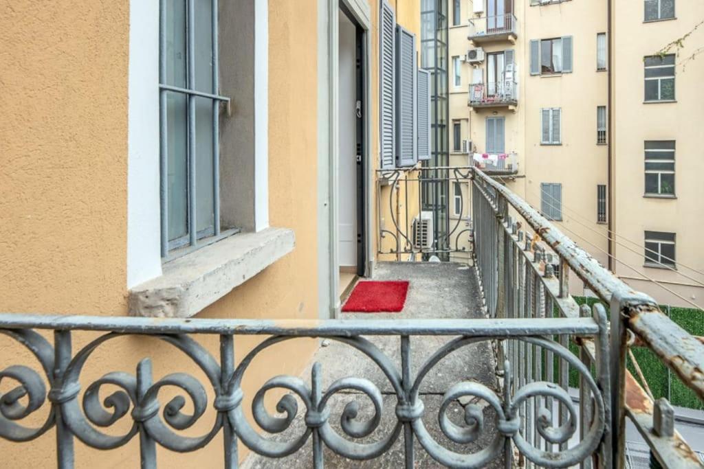 Appartamento Liberty House, In Stile Retro! Milano Esterno foto